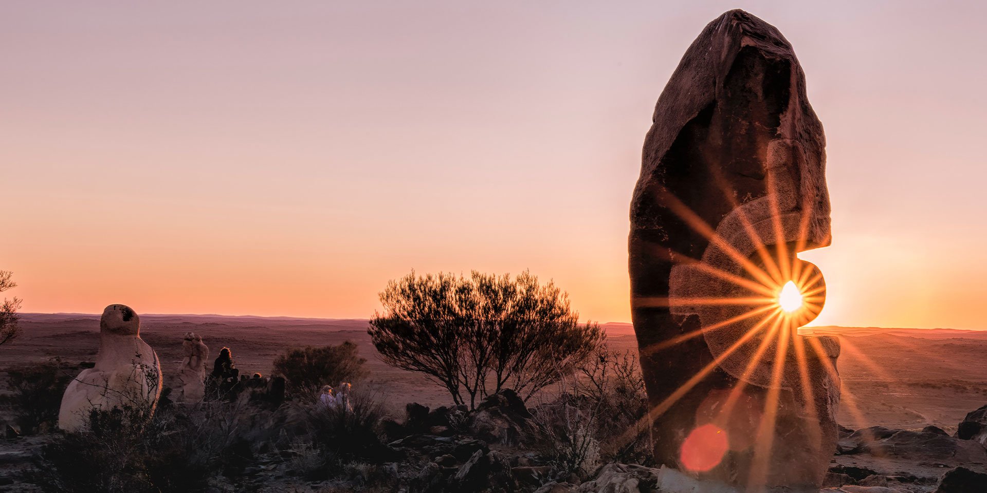 unique wildlife and the stark beauty of the outback will delight