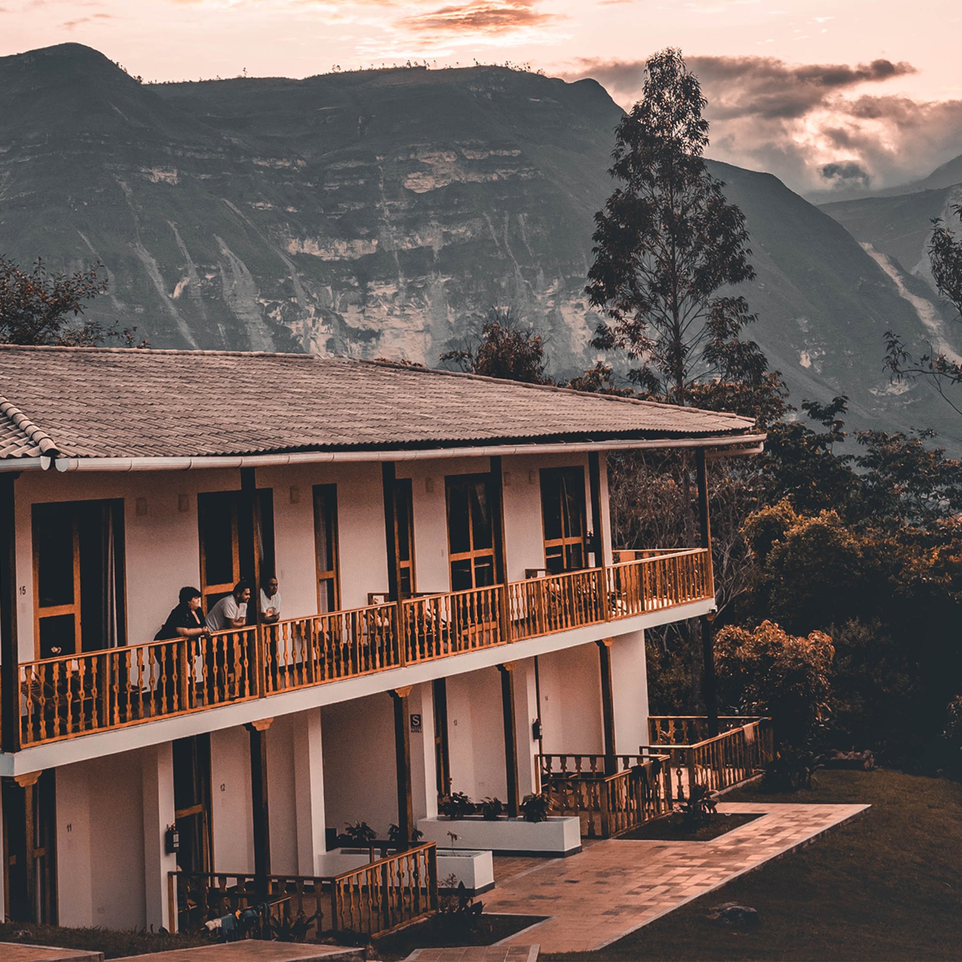 stay in beautiful mountain lodges during your machu picchu travel expereince