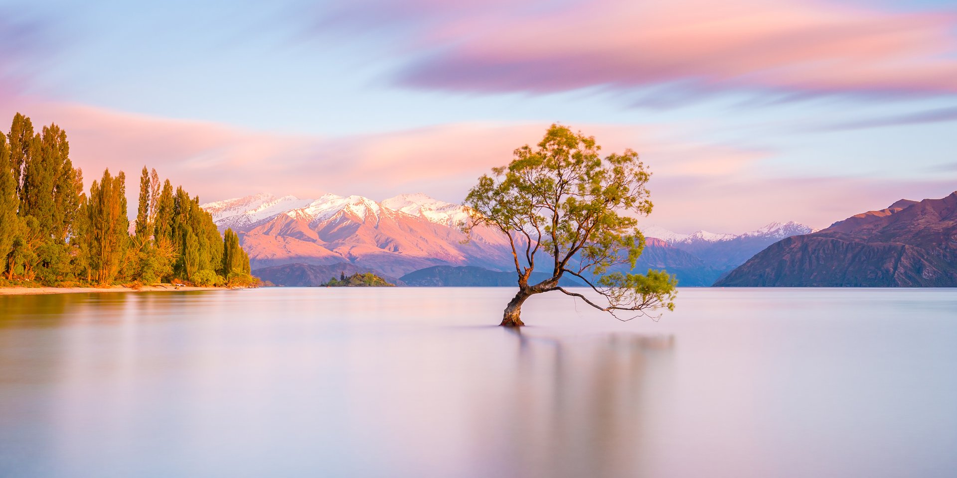 lake Wanaka, New Zealand