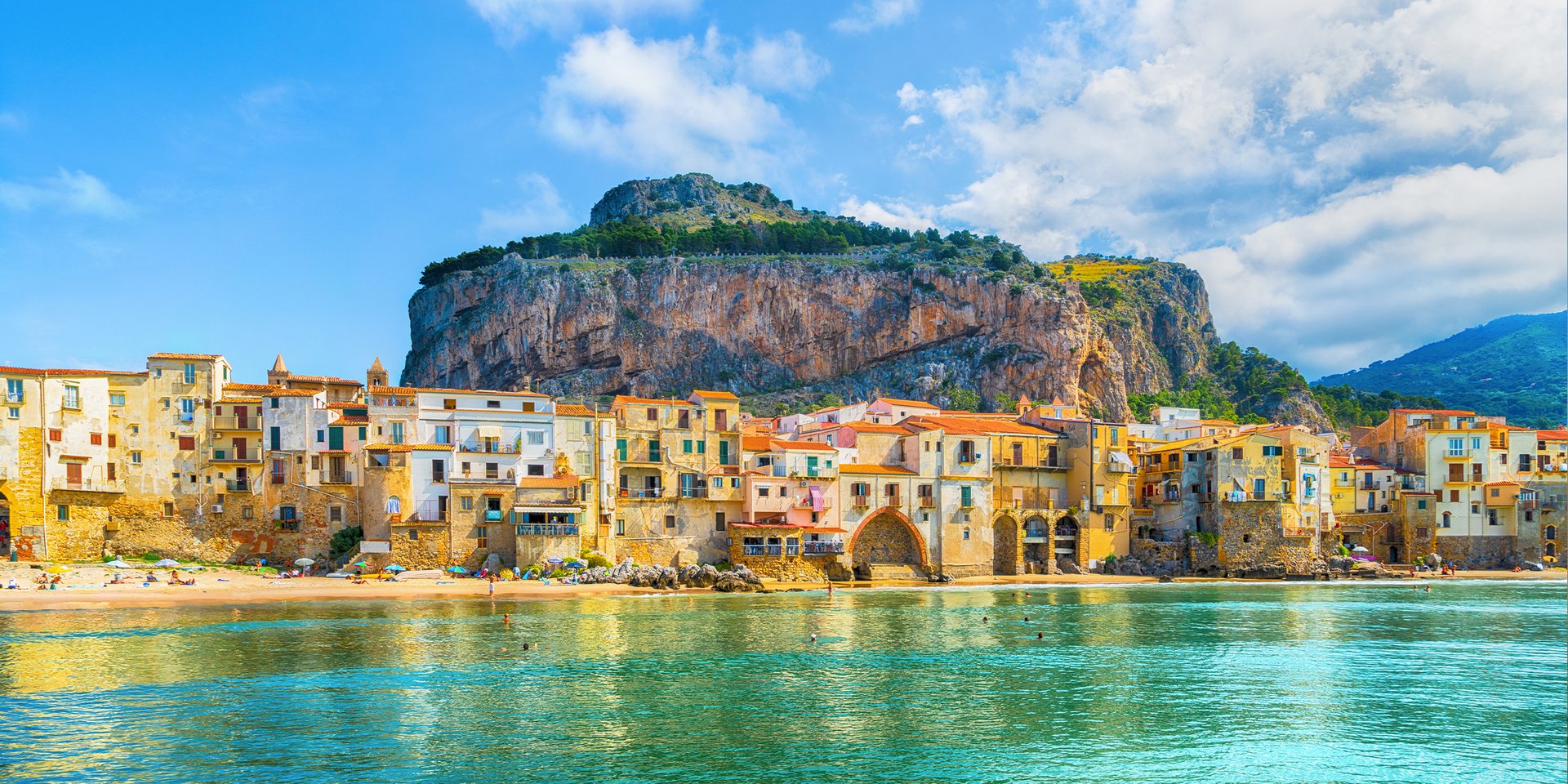  sail around Sicily in a luxury motor yacht