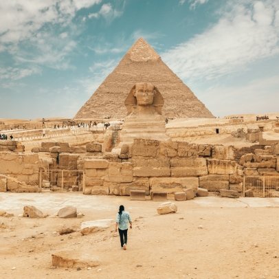GuideMe provides the relevant travel information to help avoid unwanted surprises.